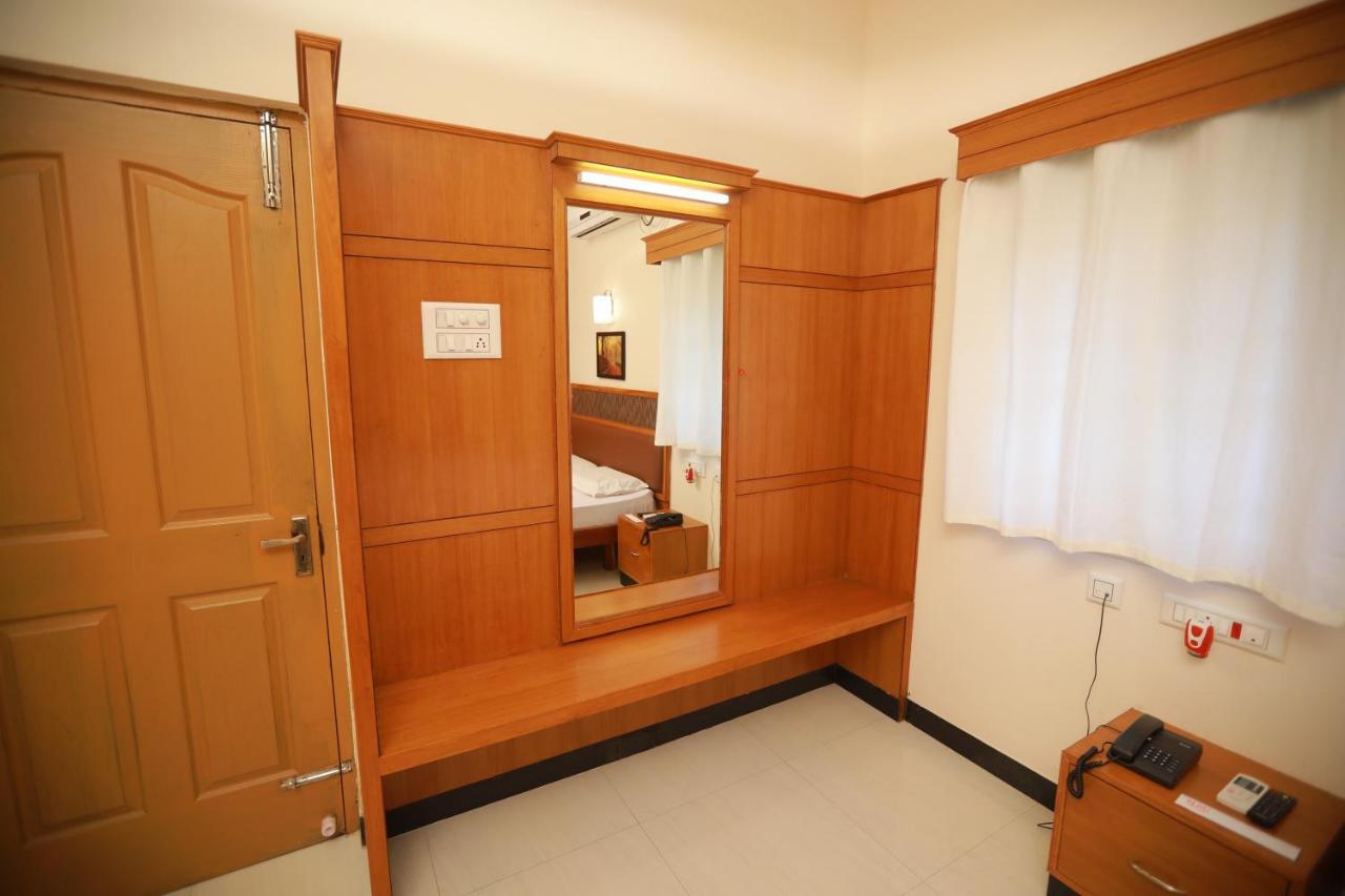 Jmj Comfort Hotel Salem Buitenkant foto